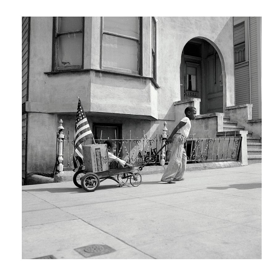 David Johnson, ‘Boys and Flag,’ Hunters Point, undated.© The Regents of the University of California, The Bancroft Library, University of California, Berkeley.