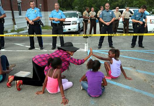 [Photo by Robert Cohen/St. Louis Post-Dispatch]